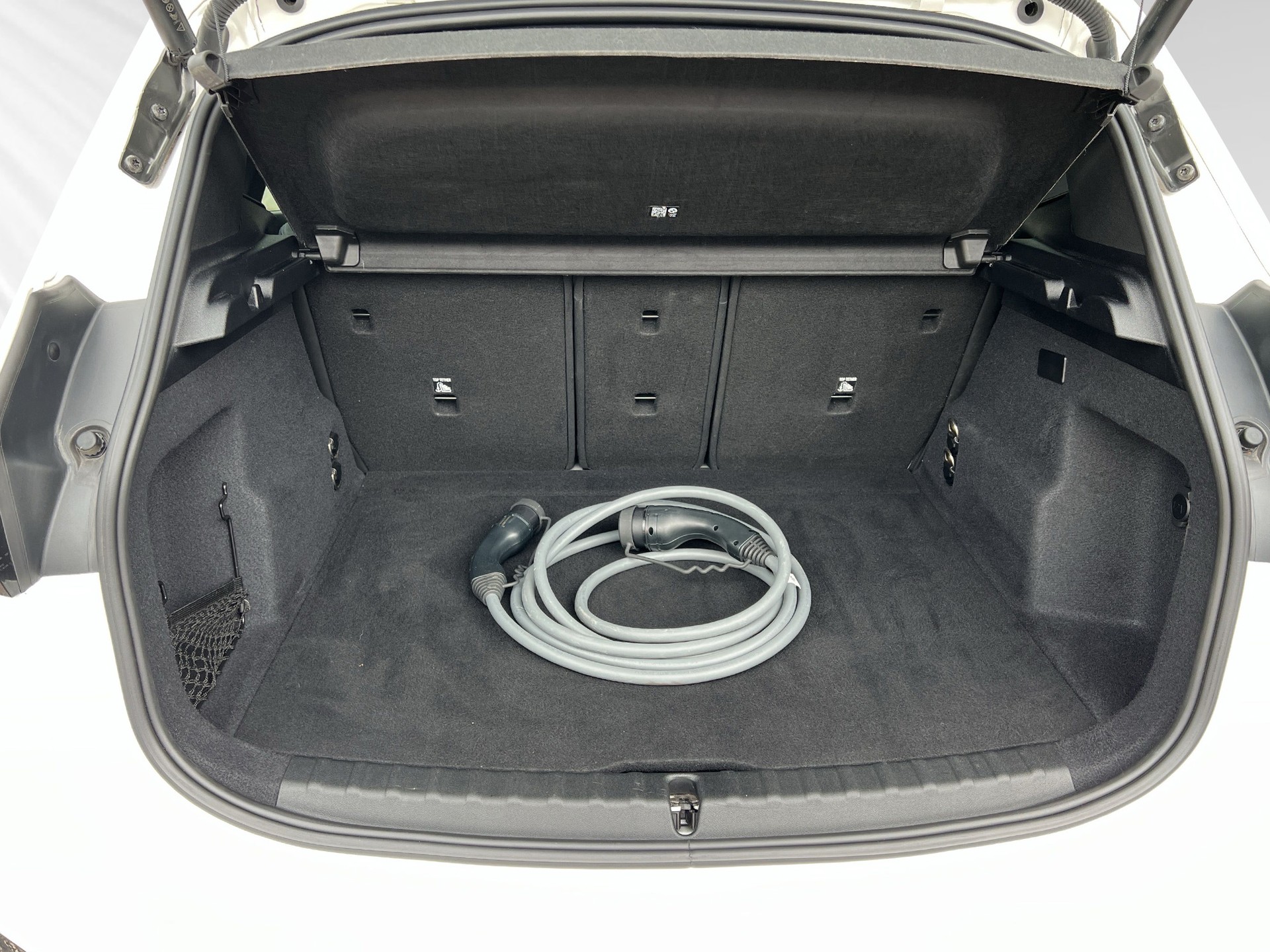 BMW 225e xDrive Active Tourer-image-7