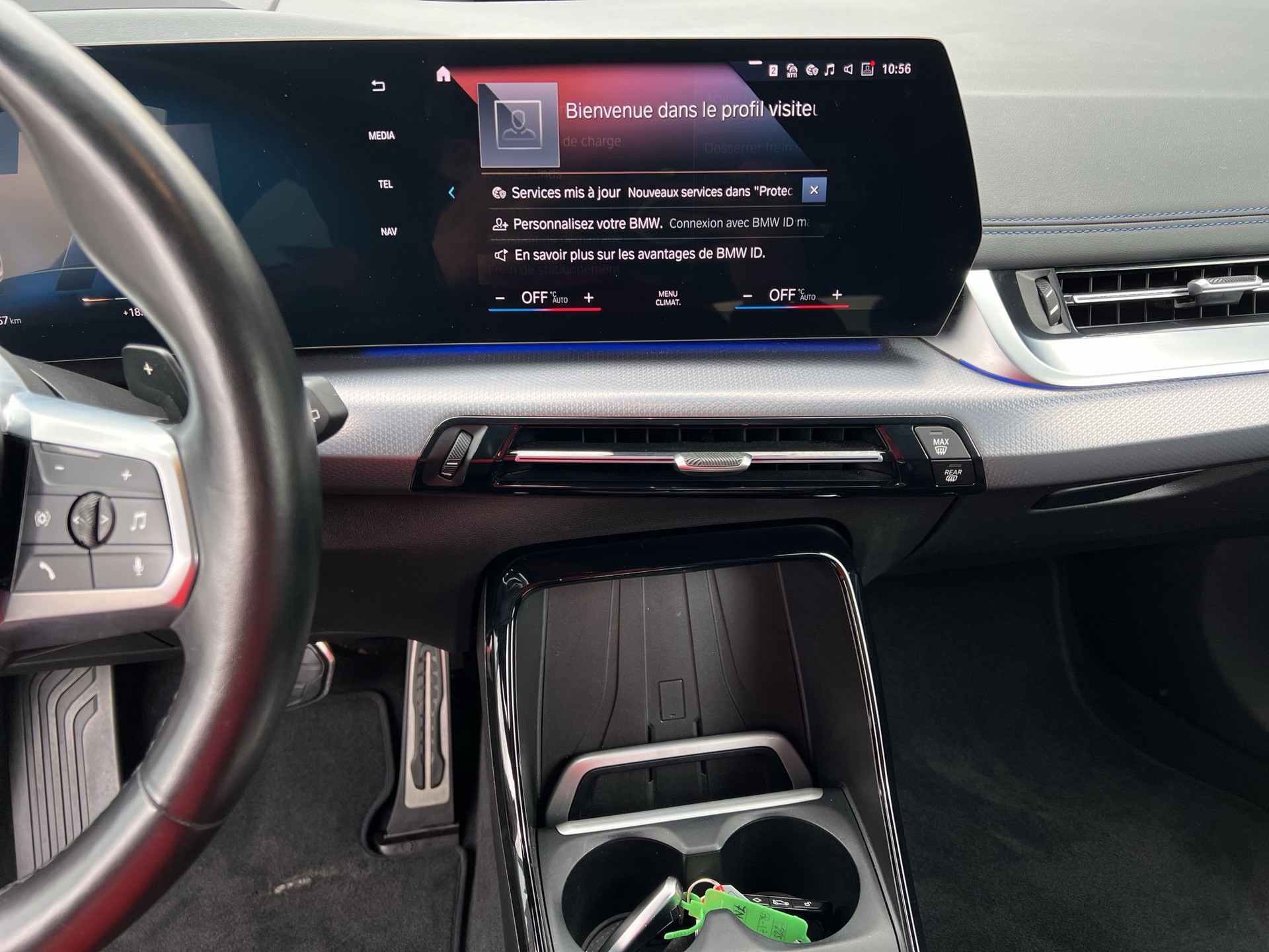 BMW 225e xDrive Active Tourer-image-10