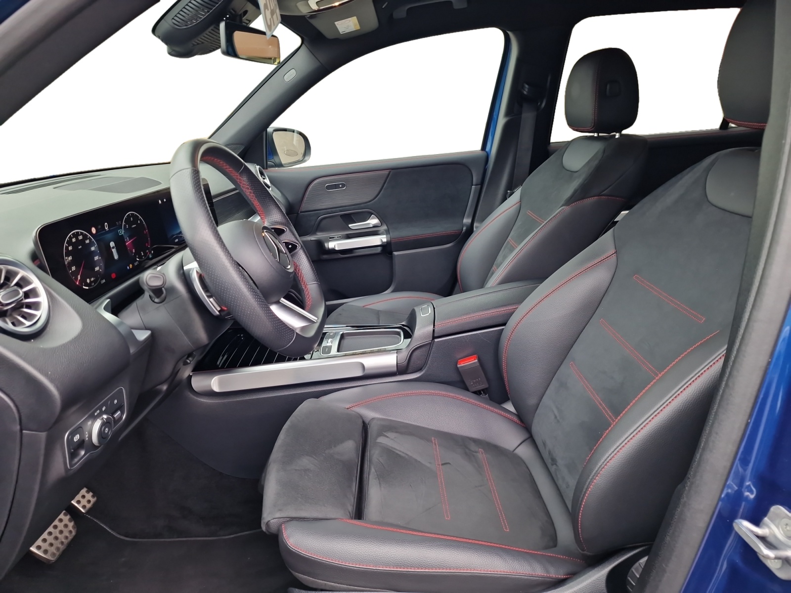 MERCEDES-BENZ GLB 220 d AMG Line 4Matic 7-Sitzer-image-10