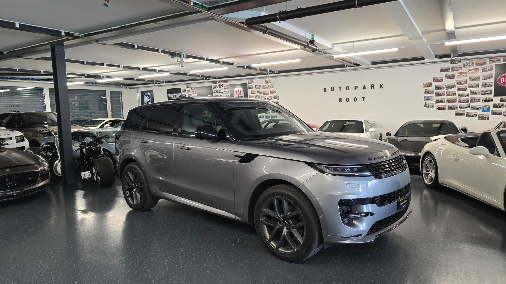 LAND ROVER Range Rover Sport D300 3.0 TD6 MHEV Dynamic SE Automatic