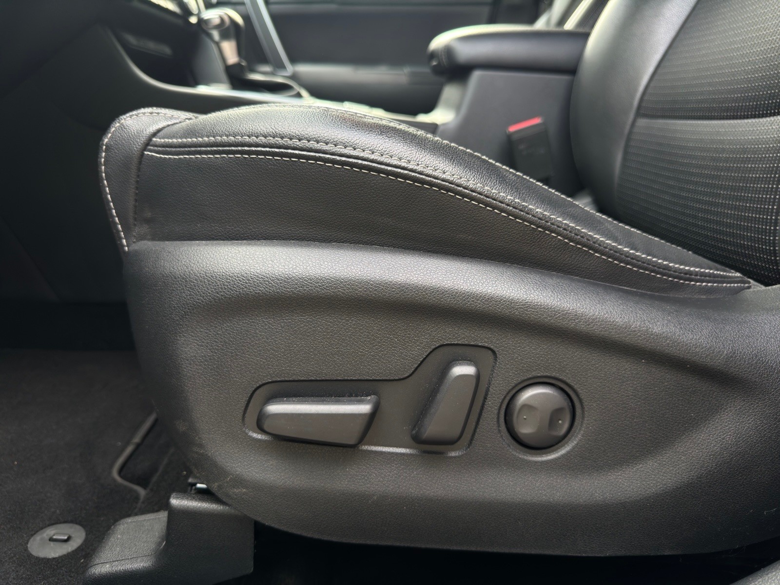 KIA Sportage 1.6CRDi Mild Hybrid Black Edition 4WD DCT-image-18