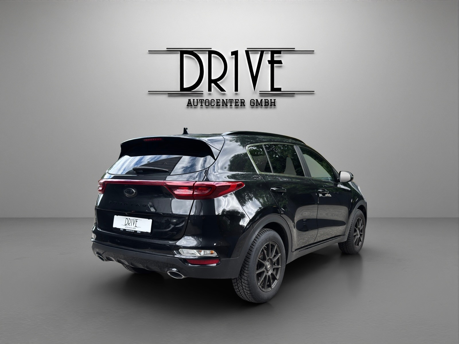 KIA Sportage 1.6CRDi Mild Hybrid Black Edition 4WD DCT-image-4