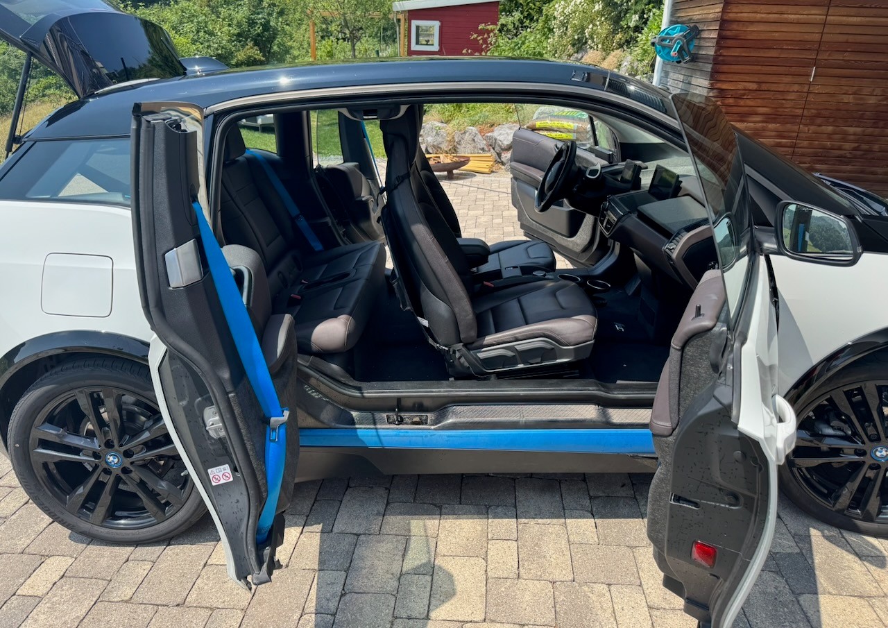 BMW i3s-image-8