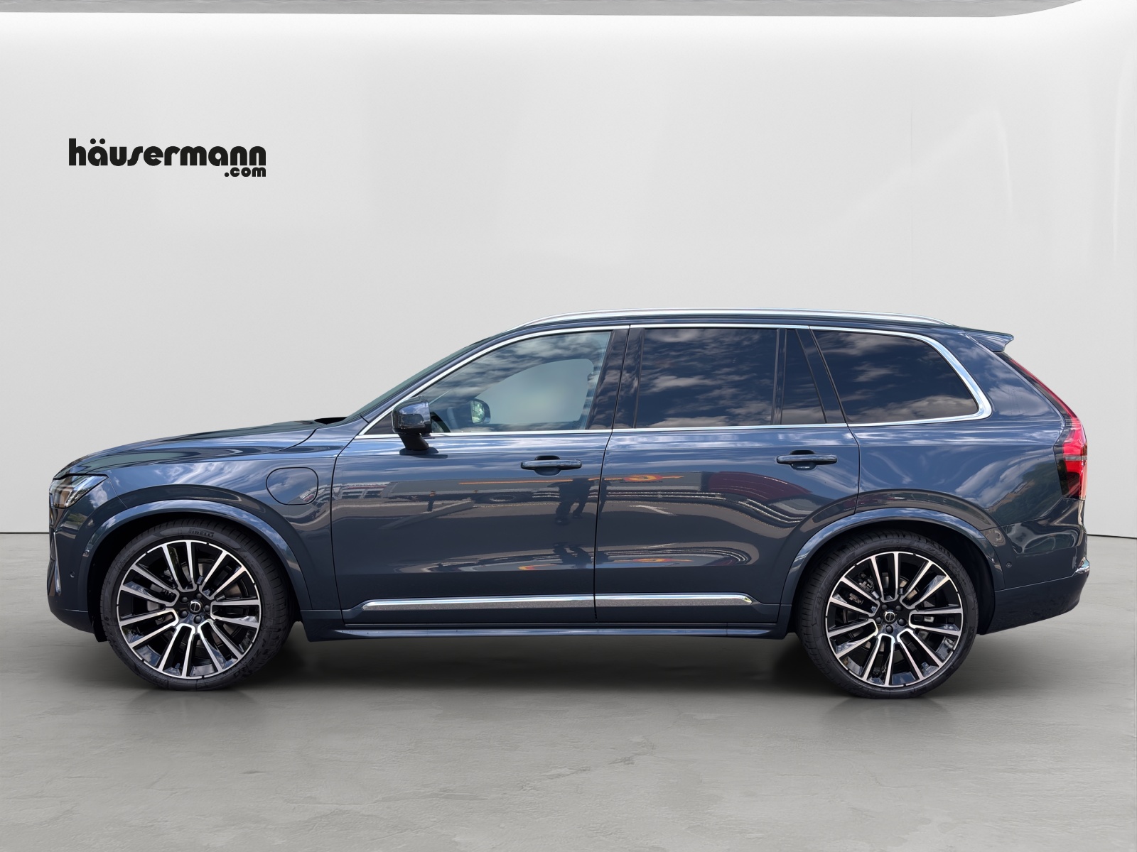 VOLVO XC90 2.0 T8 TE Ultra Bright eAWD-showroom-element-1