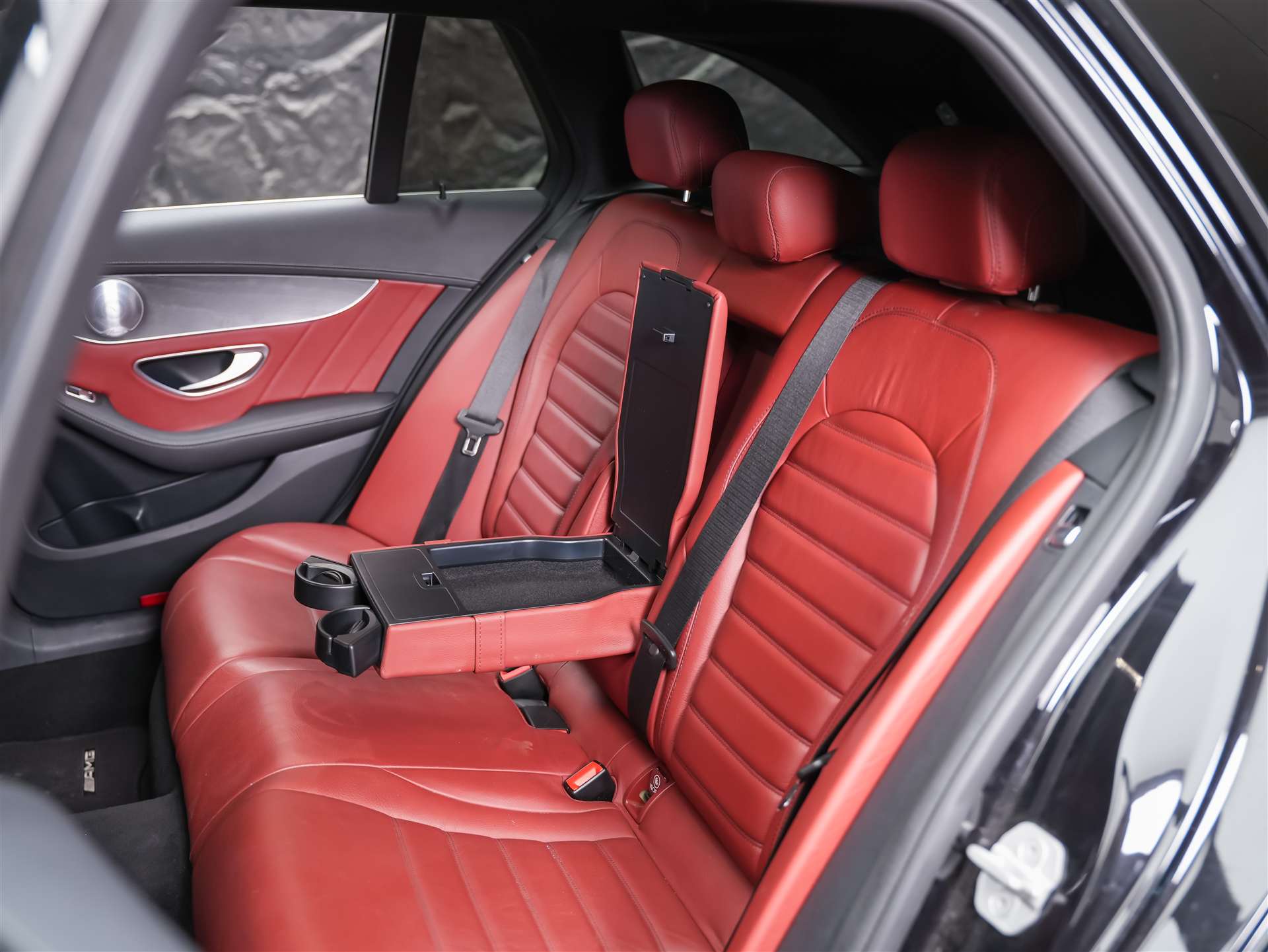 MERCEDES-BENZ C 220 d AMG Line 7G-Tronic *CH Auto*Burmester Soundsystem*-image-11
