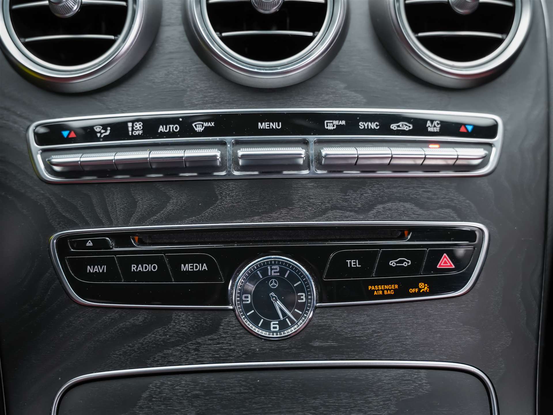MERCEDES-BENZ C 220 d AMG Line 7G-Tronic *CH Auto*Burmester Soundsystem*-image-20