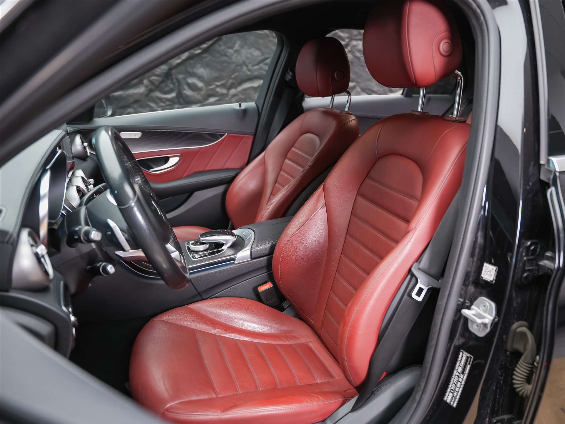 MERCEDES-BENZ C 220 d AMG Line 7G-Tronic *CH Auto*Burmester Soundsystem*-image-9
