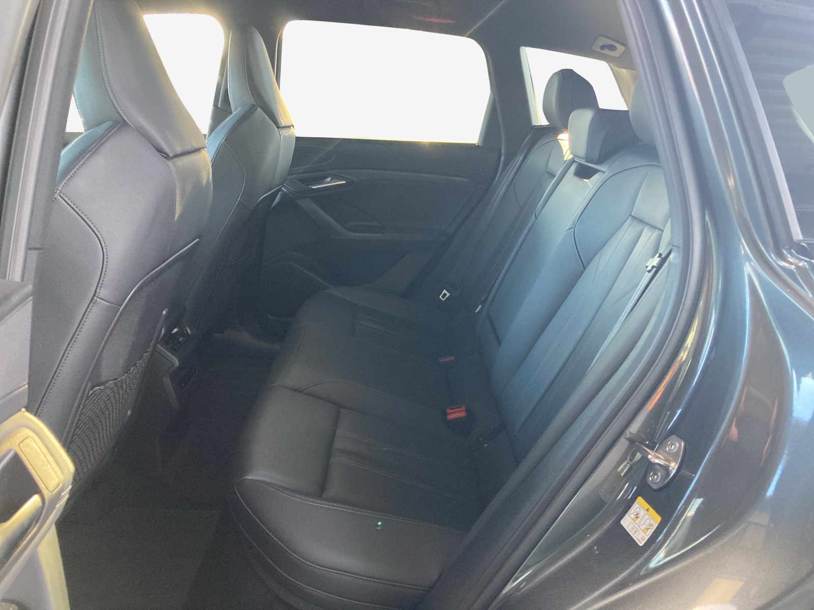 AUDI Q6 e-tron quattro-image-11