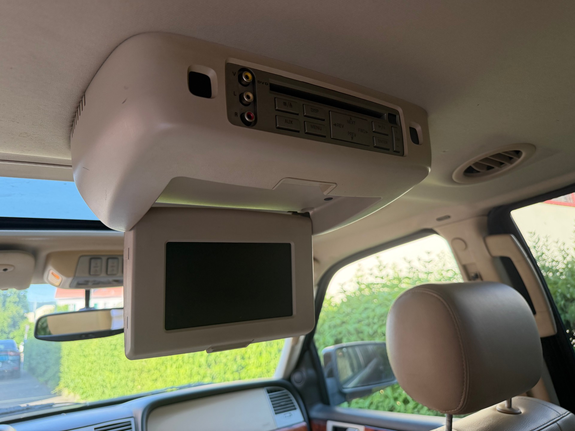 LINCOLN Ford Lincoln Navigator-image-10
