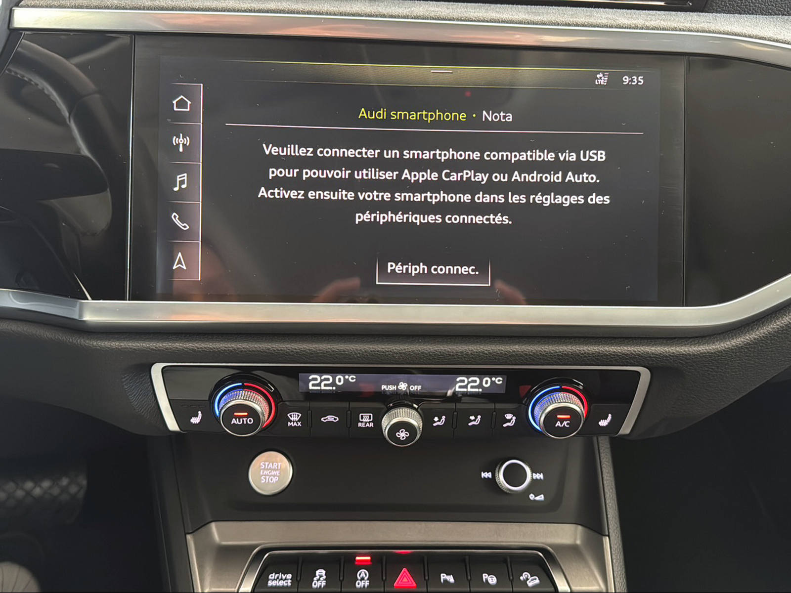 AUDI Q3 40 TFSI advanced quattro S-tronic-image-18