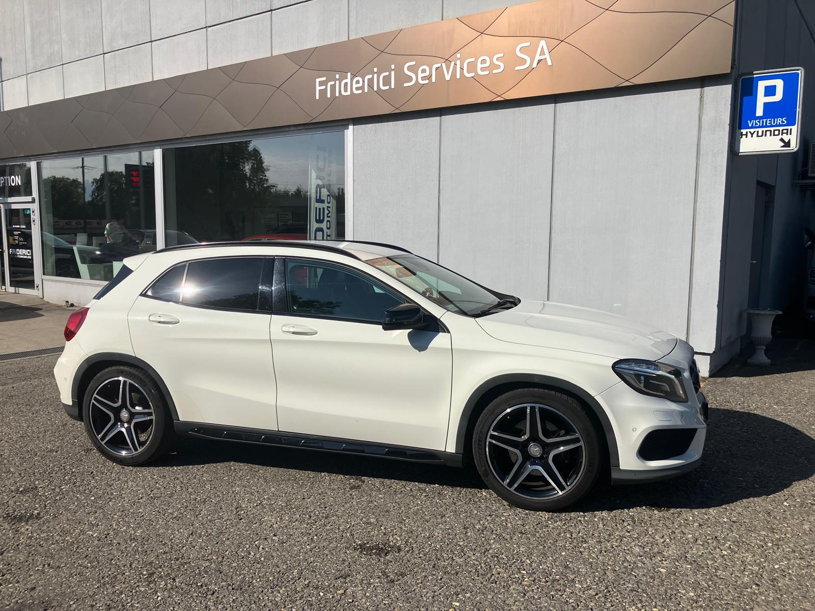 MERCEDES-BENZ GLA 250 AMG Line 4Matic 7G-DCT-image-8