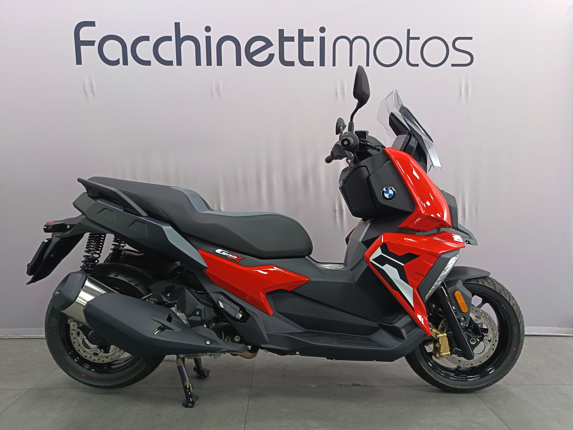 BMW C 400 X Passion *** OFFRE SPECIALE FACCHINETTI ***-image-0