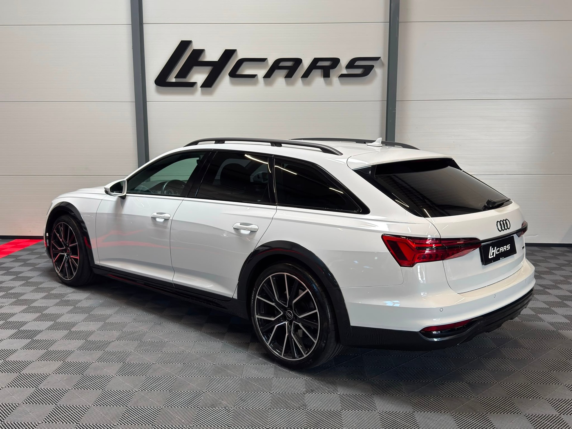AUDI A6 Allroad 3.0 50 TDI quattro T-Tronic-image-2