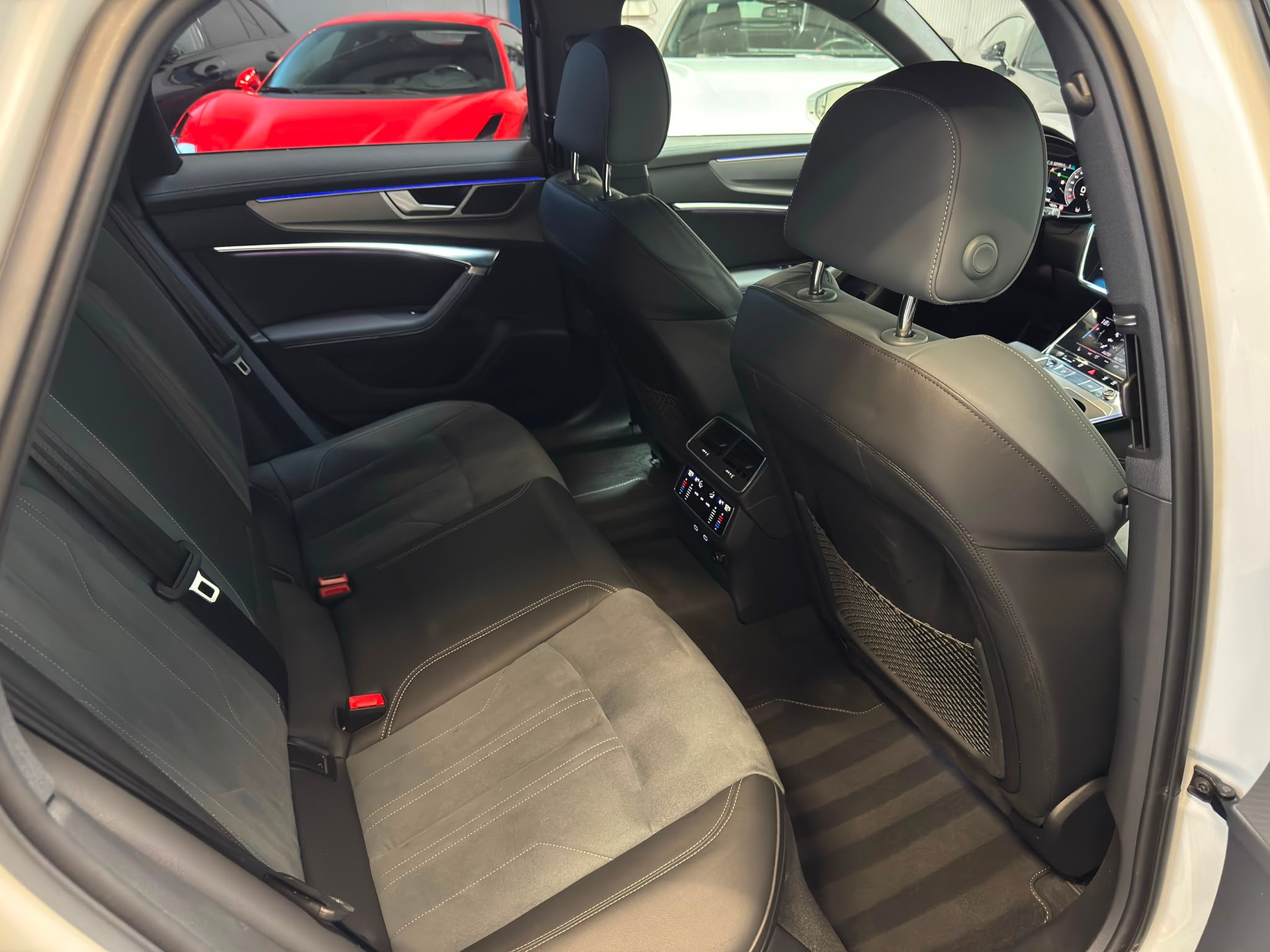 AUDI A6 Allroad 3.0 50 TDI quattro T-Tronic-image-11