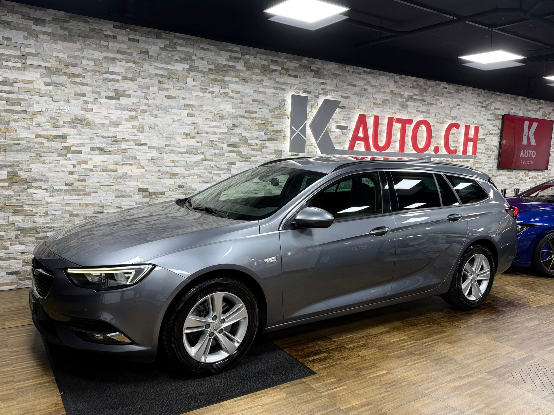 OPEL Insignia 1.5 T Sports Tourer Edition