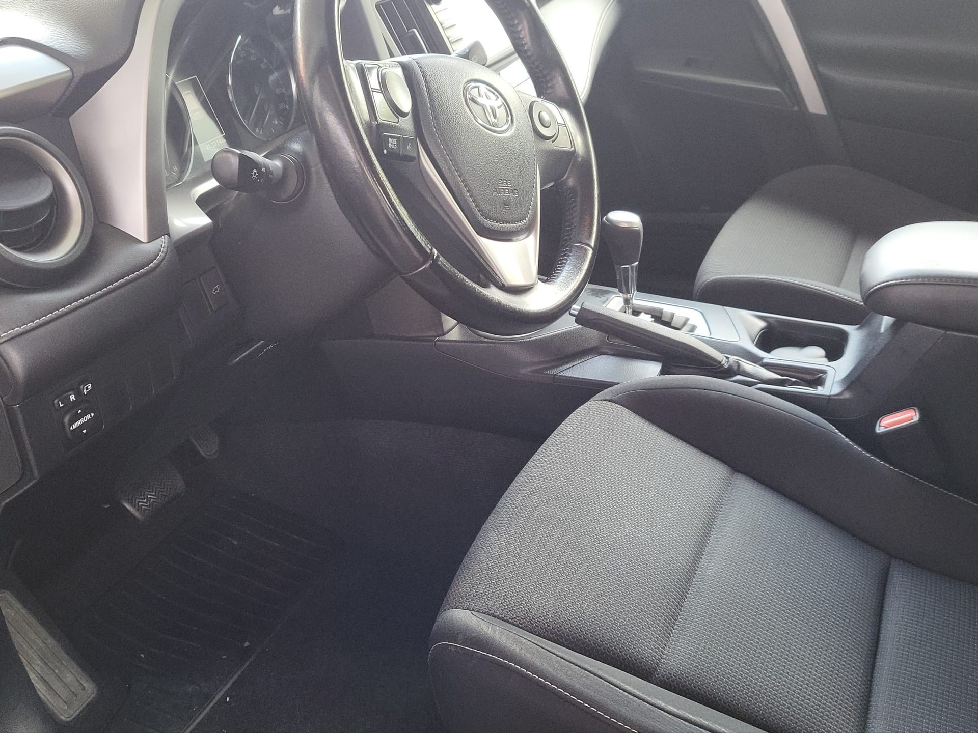 TOYOTA RAV-4 2.5 HSD Sapphire e-CVT-showroom-element-3