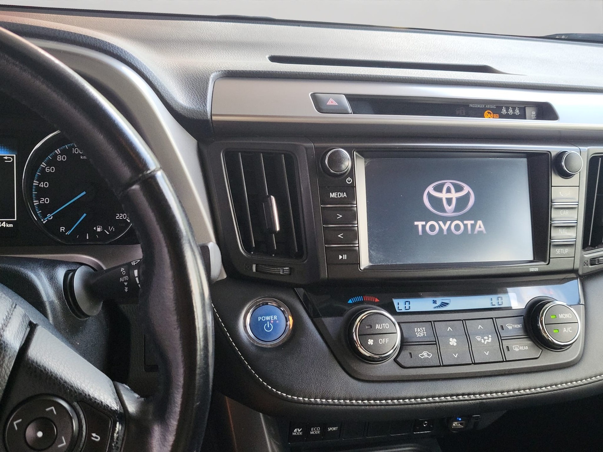 TOYOTA RAV-4 2.5 HSD Sapphire e-CVT-showroom-element-1