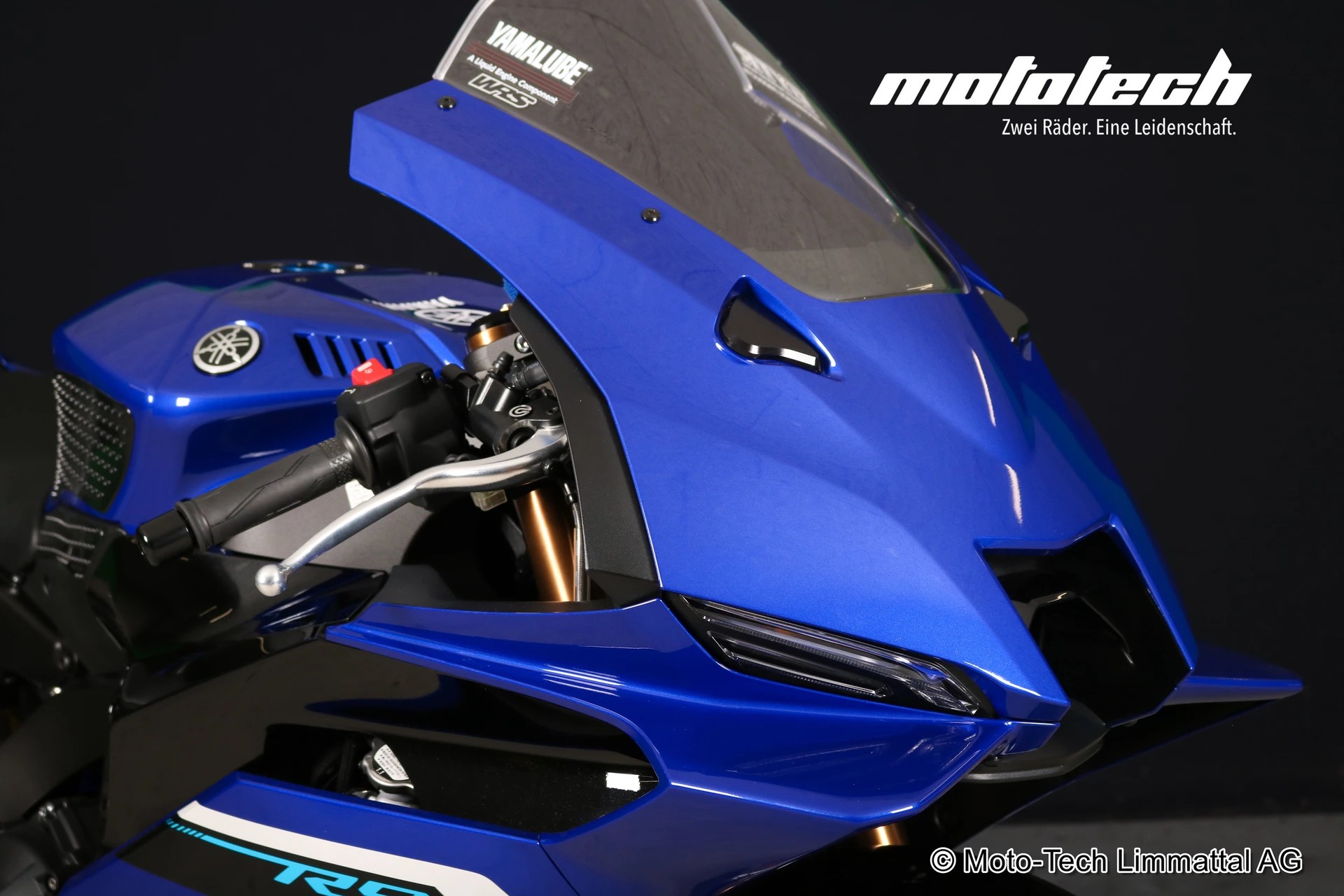 YAMAHA YZF-R9 AKRAPOVIC-image-5