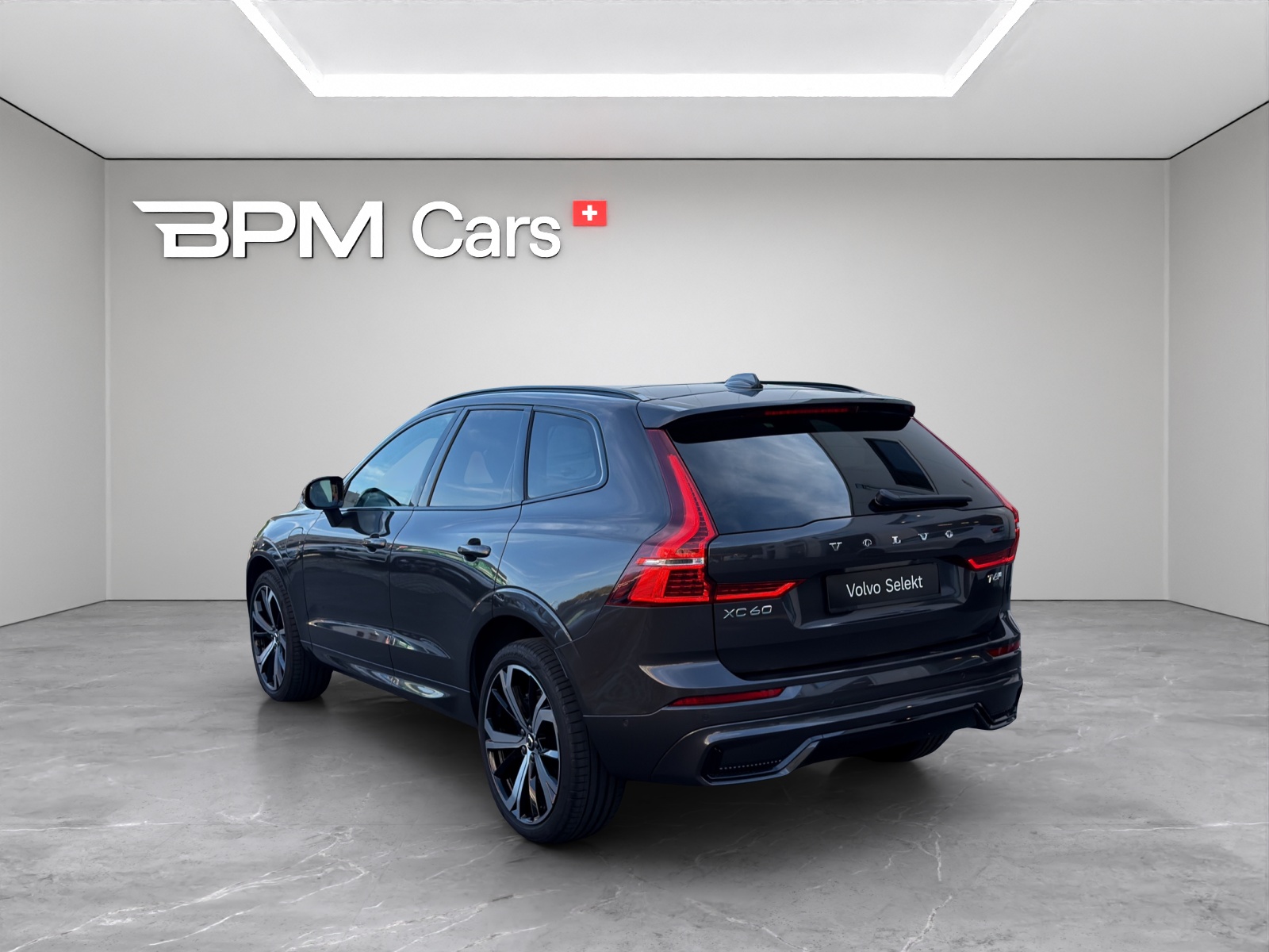 VOLVO XC60 2.0 T6 TE Ultra Dark eAWD-image-5
