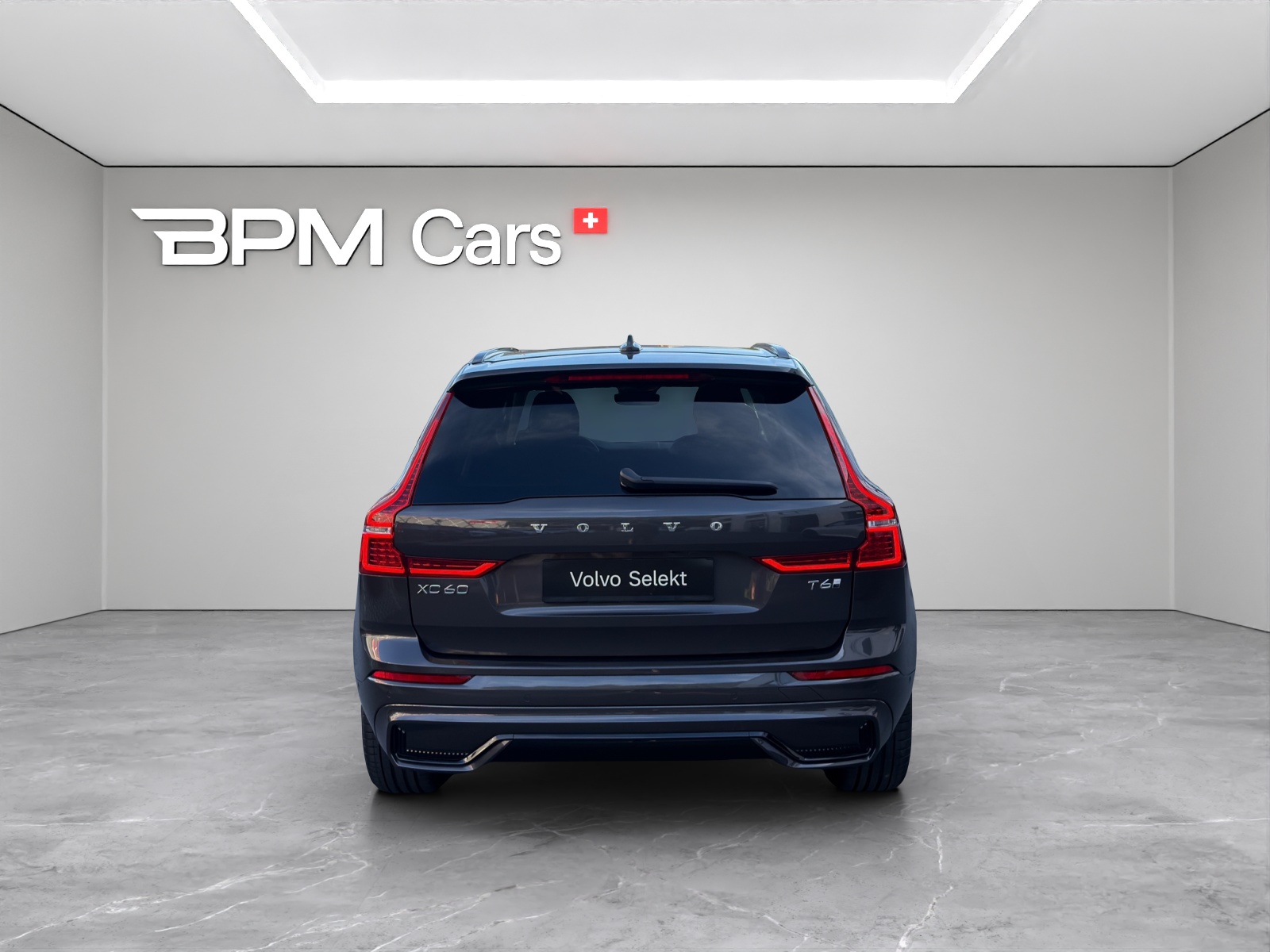VOLVO XC60 2.0 T6 TE Ultra Dark eAWD-image-4