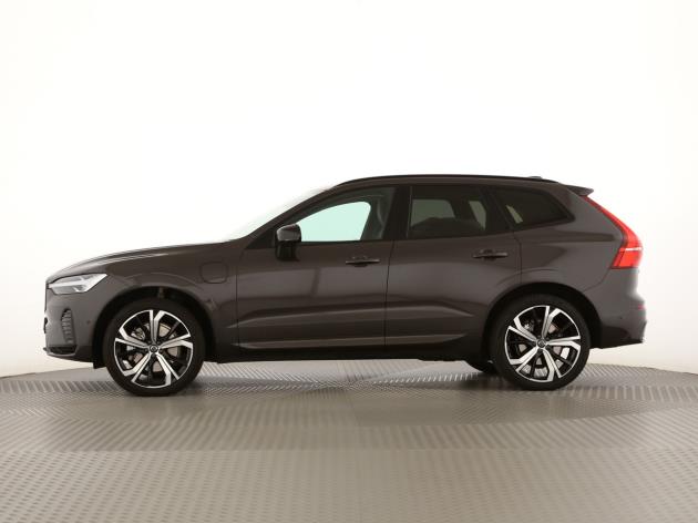 VOLVO XC60 2.0 T6 TE Ultra Dark eAWD-showroom-element-3