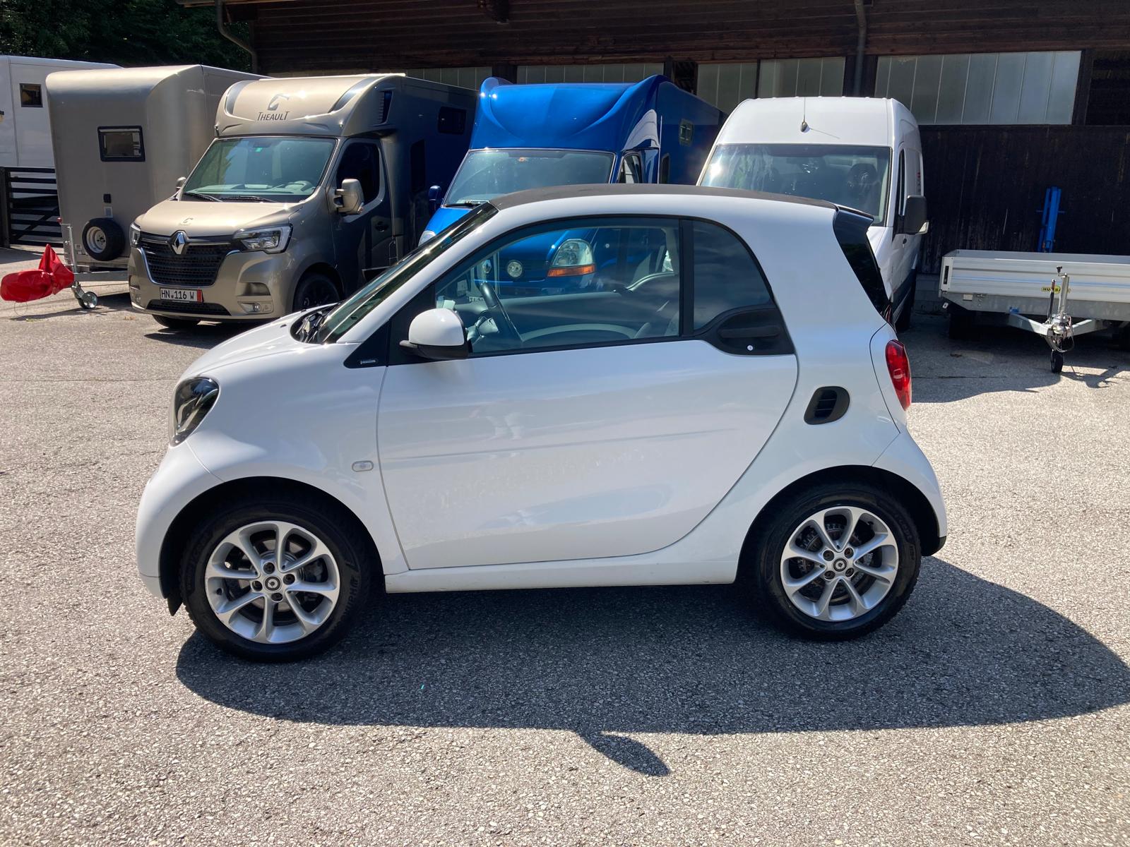 SMART fortwo passion twinmatic-showroom-element-3