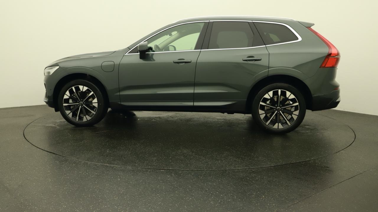 VOLVO XC60 T6 eAWD PluginHybrid Plus Bright Geartronic-showroom-element-1