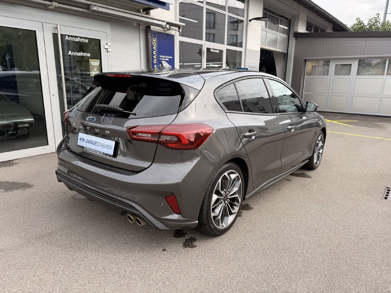 FORD Focus 1.0i EcoB Hybrid 155 ST-Line X-image-5