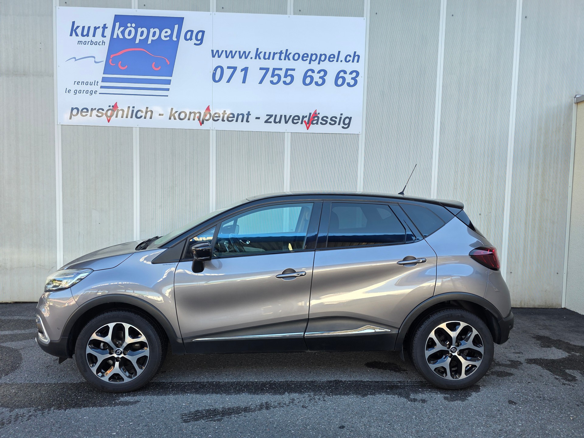RENAULT Captur 1.5 dCi 90th Anniversary