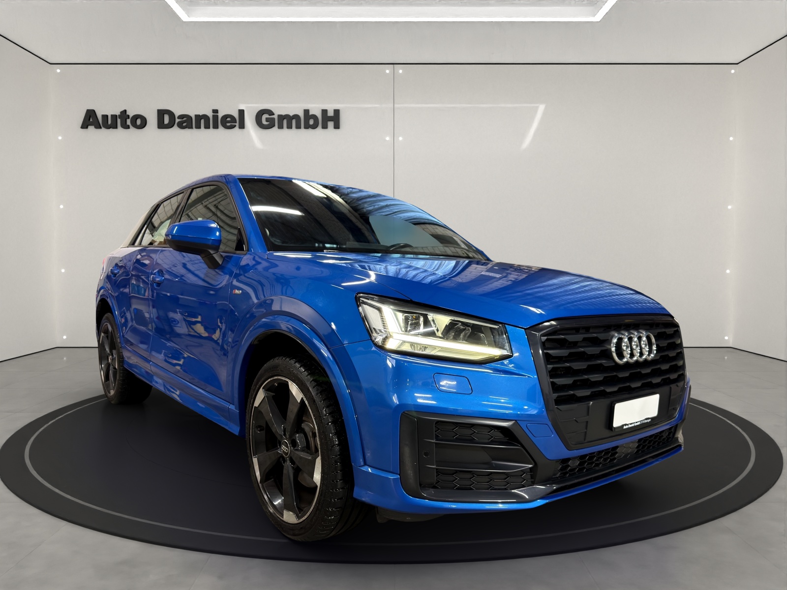 AUDI Q2 35 TFSI Sport S-tronic-showroom-element-3