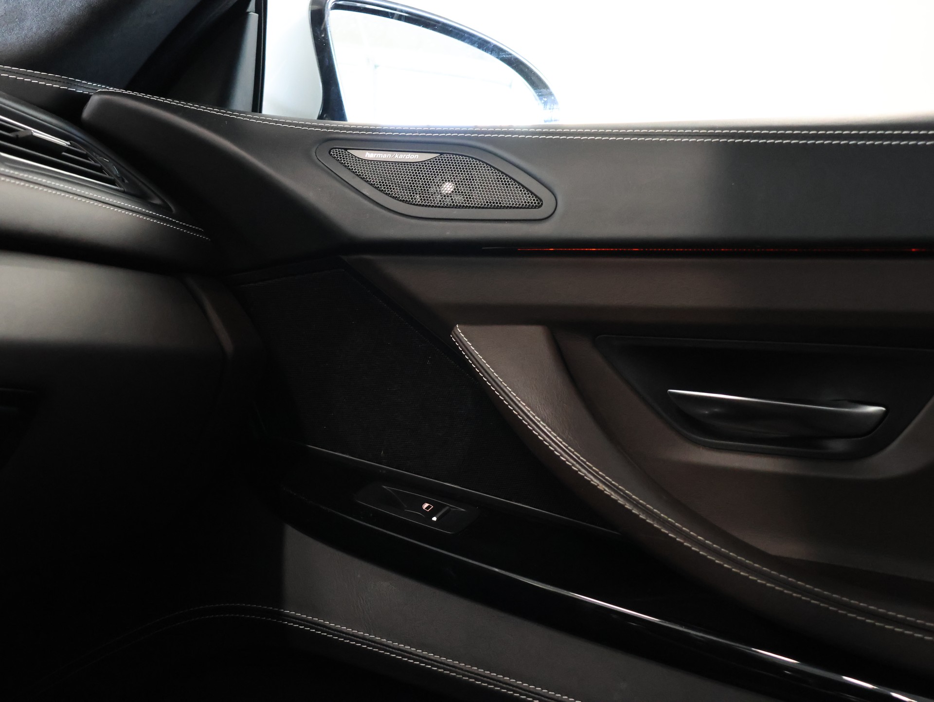 BMW M6 Gran Coupé Competition • INDIVIDUAL VOLL-LEDER •-image-32