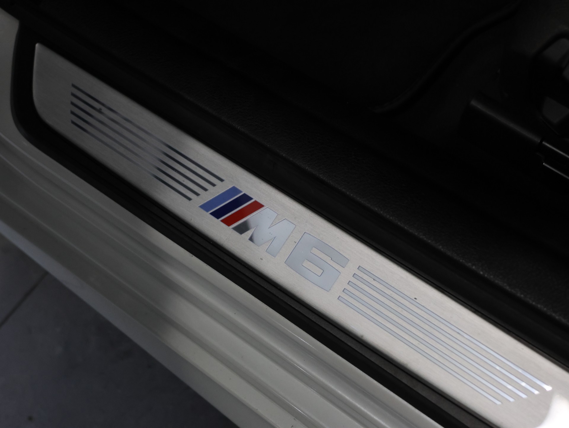 BMW M6 Gran Coupé Competition • INDIVIDUAL VOLL-LEDER •-image-15