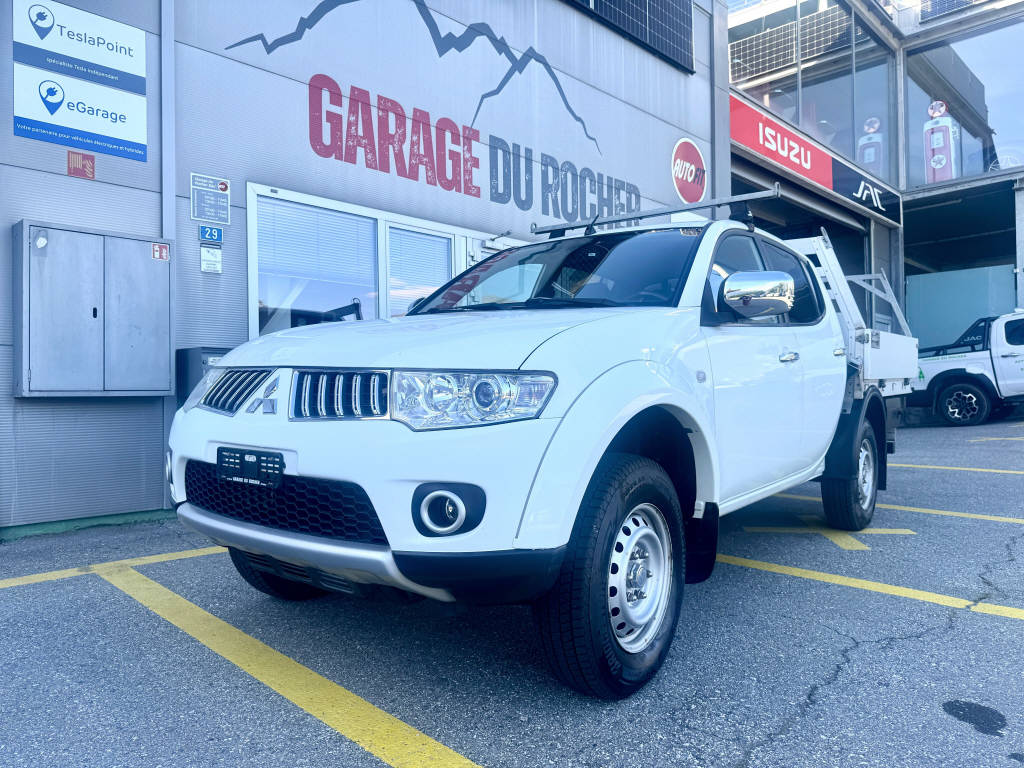 MITSUBISHI L 200 4x4 D-Cab pick-up 2.5 DID HP 178 4x4 Intense-showroom-element-2