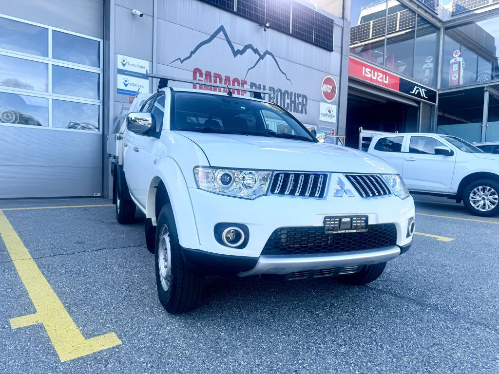 MITSUBISHI L 200 4x4 D-Cab pick-up 2.5 DID HP 178 4x4 Intense