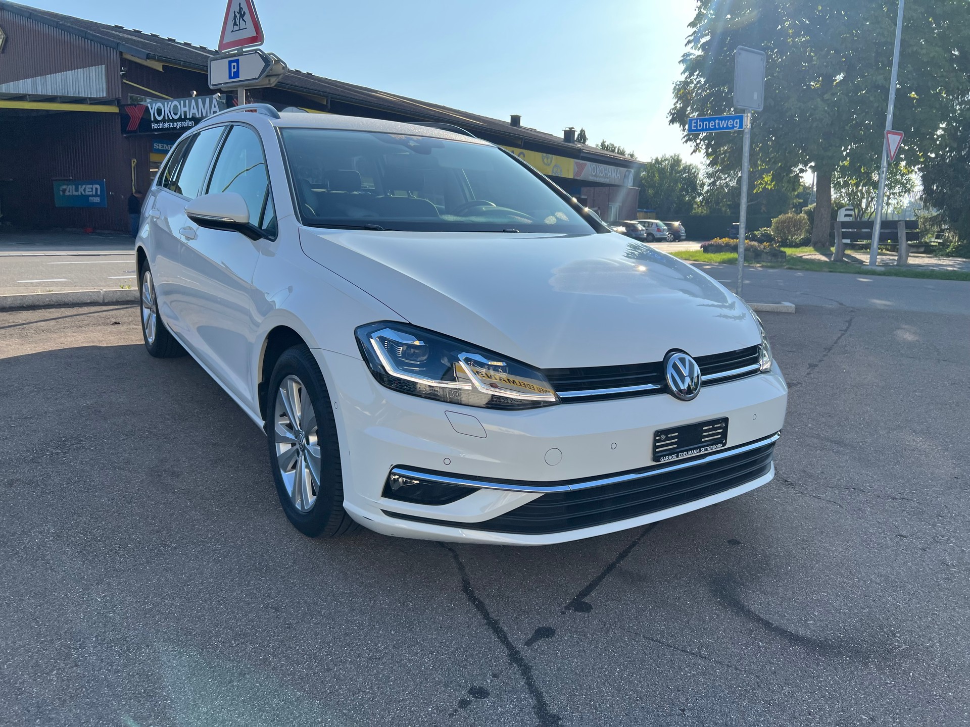 VW Golf Variant 2.0 TDI Comfortline 4Motion DSG-image-4