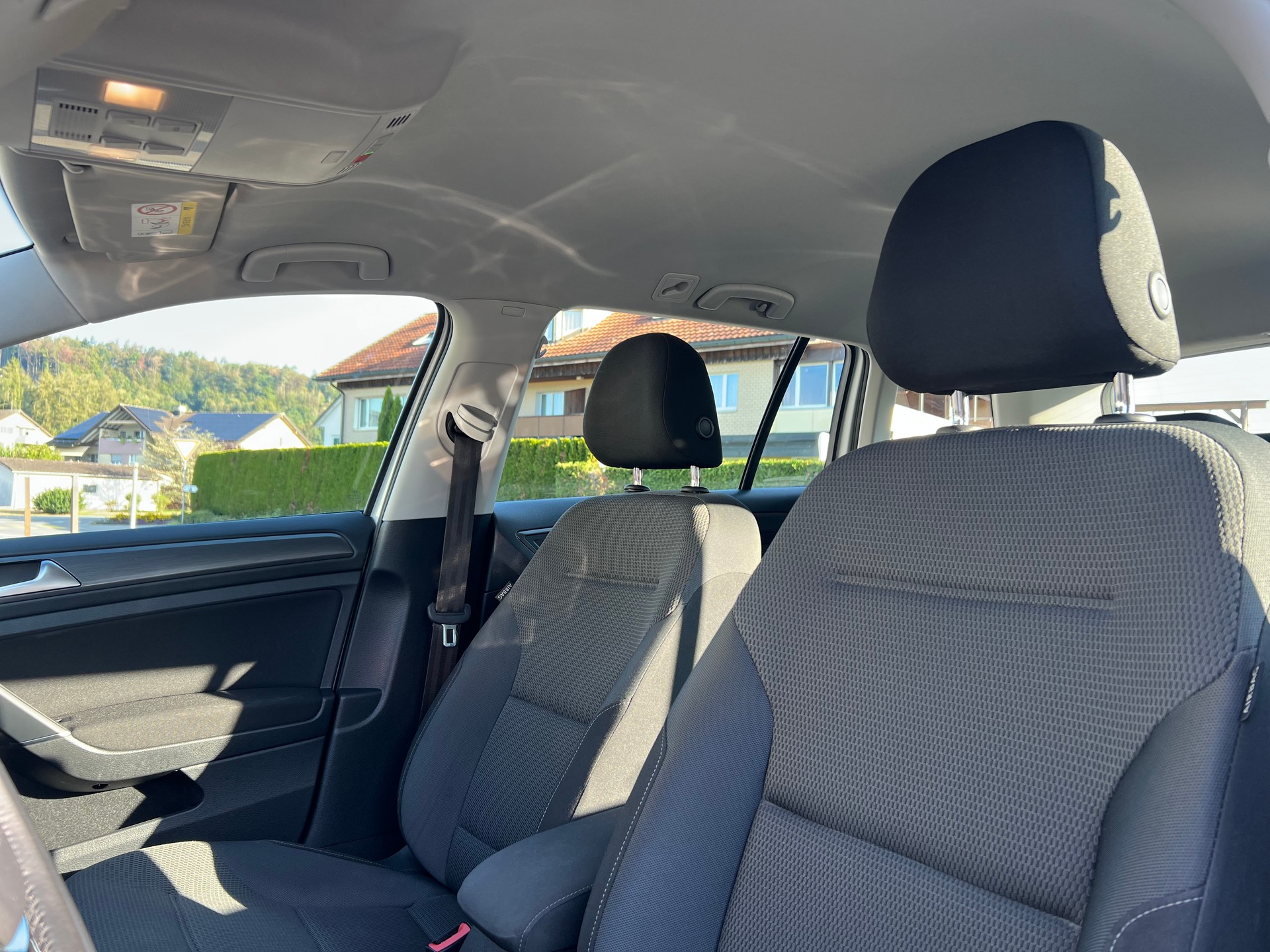 VW Golf Variant 2.0 TDI Comfortline 4Motion DSG-image-20
