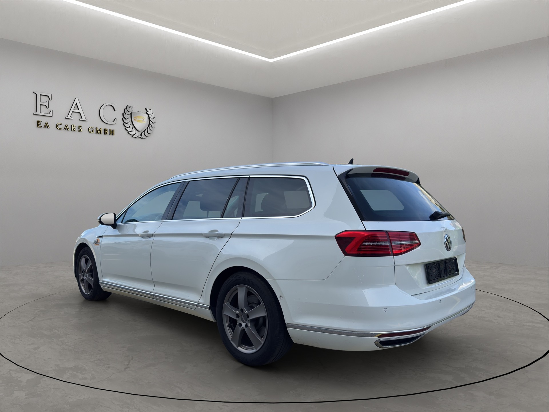VW Passat Variant 2.0 TDI BMT Highline DSG 4Motion-showroom-element-2