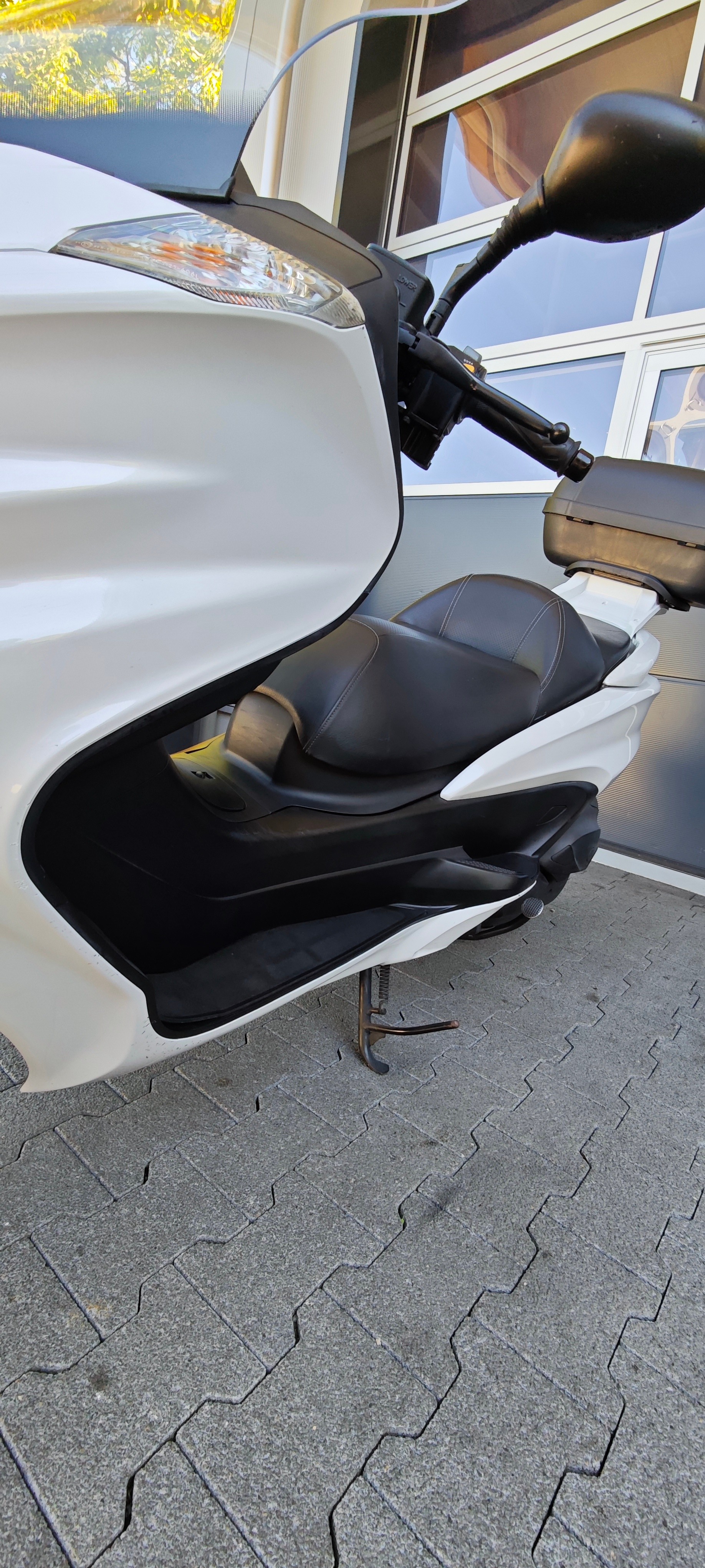 YAMAHA MajestyYP 400 ABS-image-6