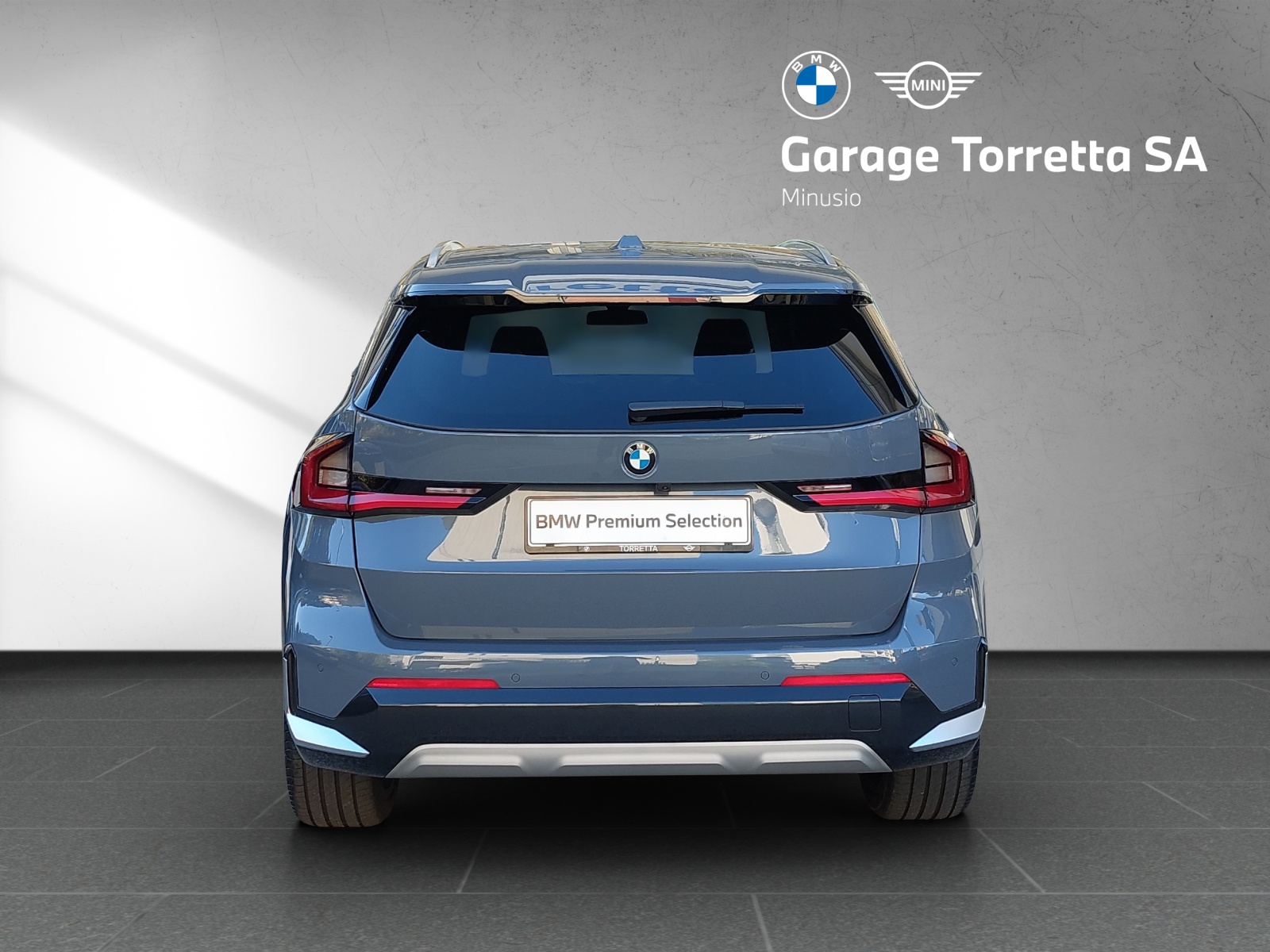 BMW X1 xDrive 23d 48V xLine-showroom-element-3