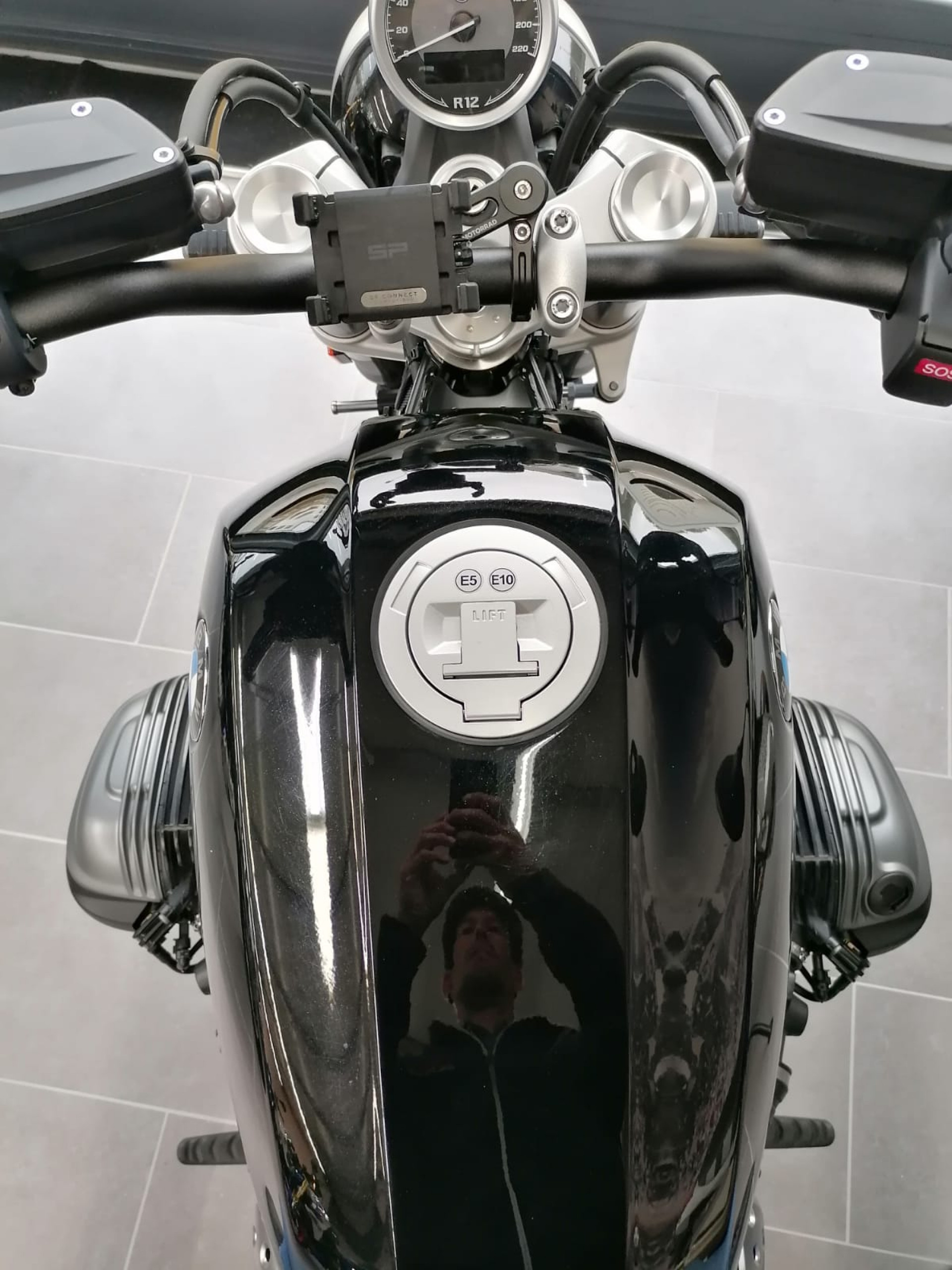 BMW R 12-image-4