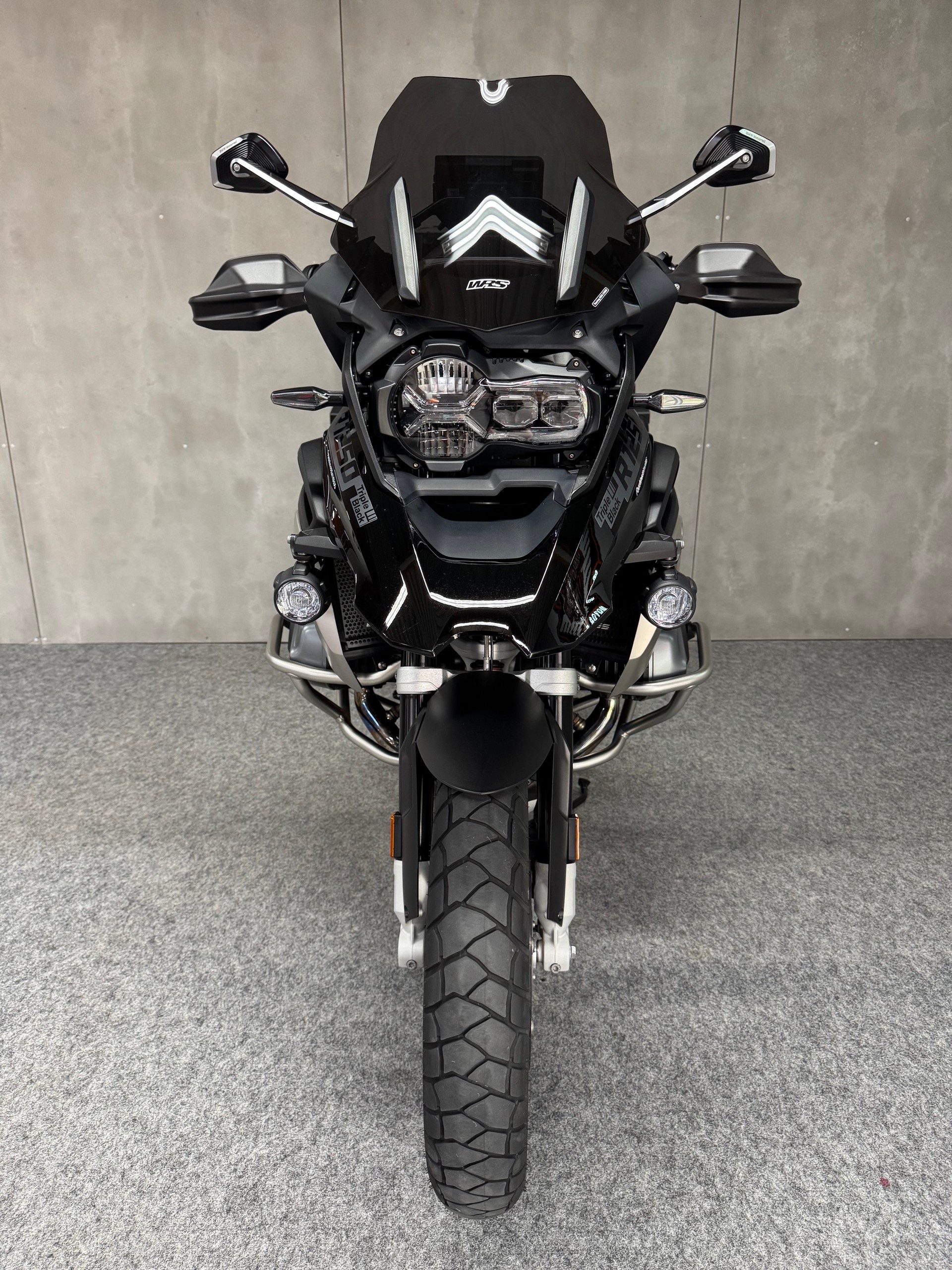 BMW R 1250 GS-image-2