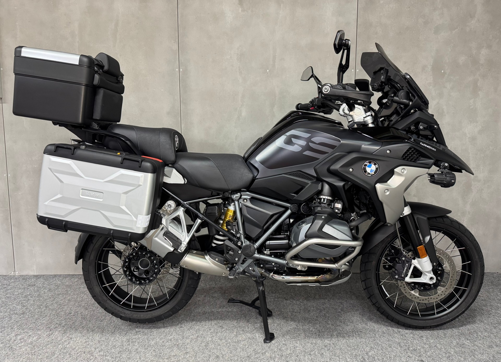 BMW R 1250 GS-image-0