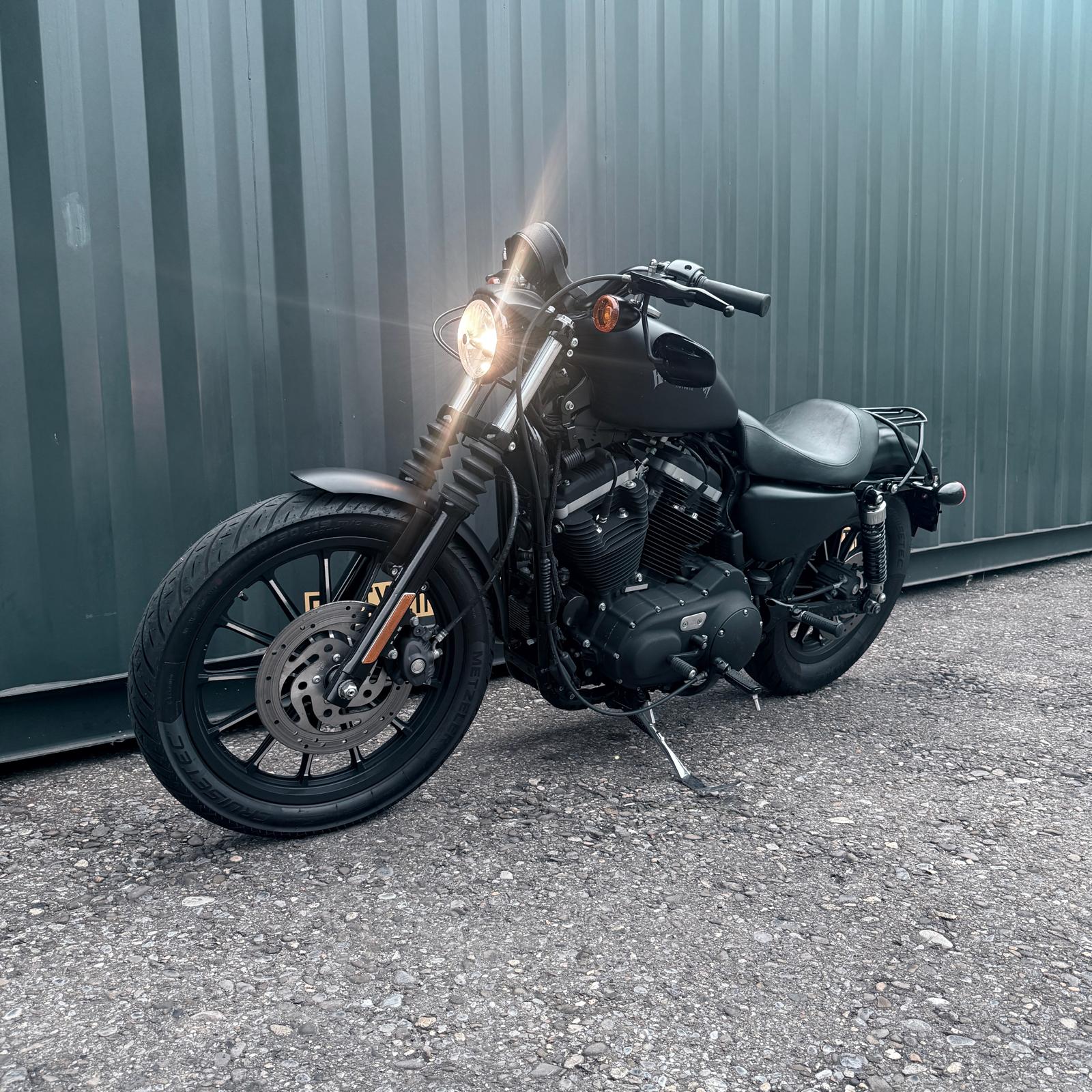 HARLEY-DAVIDSON XL 883 N Sportster Iron-image-5