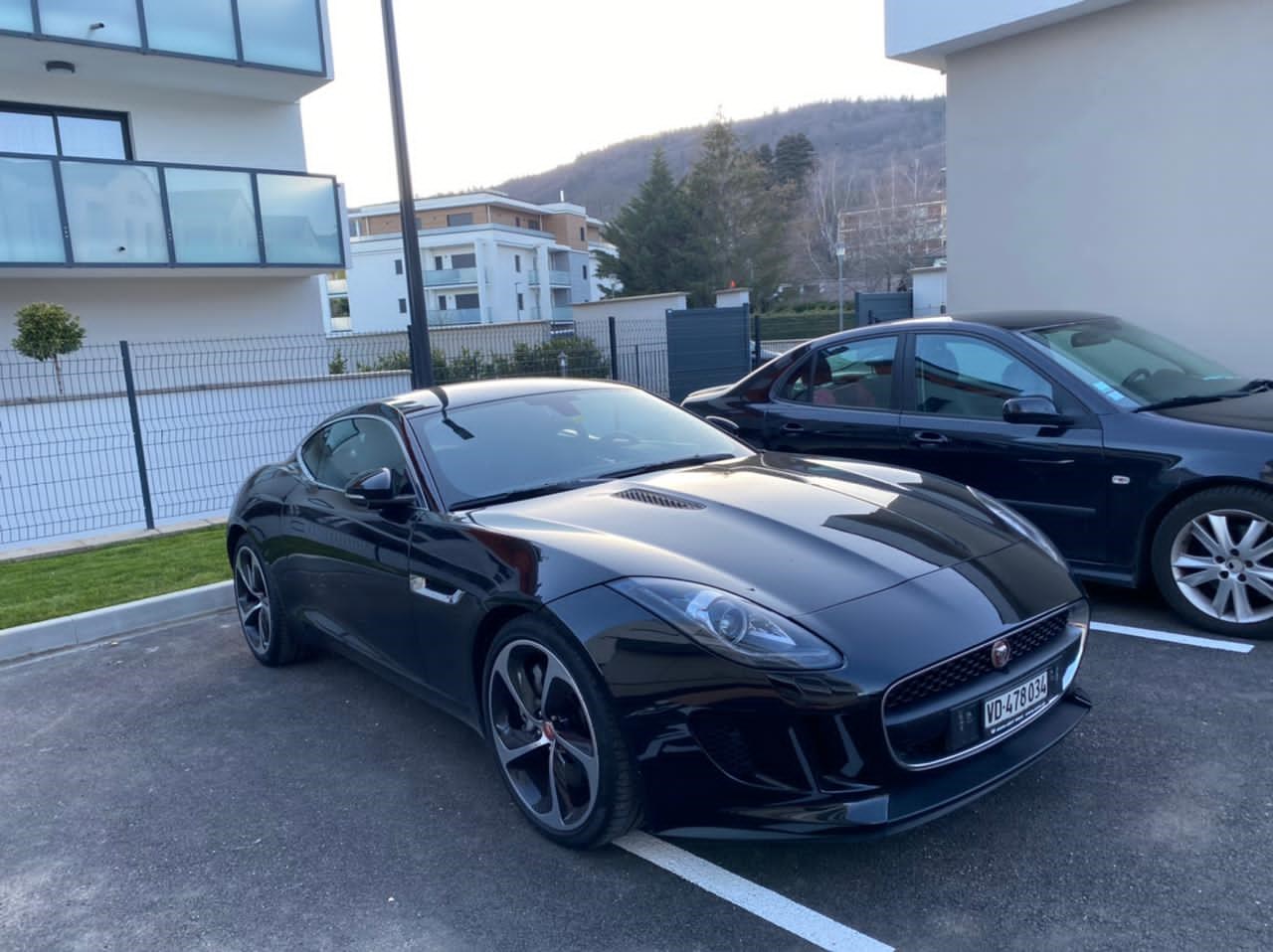 JAGUAR F-Type Coupé 3.0 V6 S/C Automatik-image-3