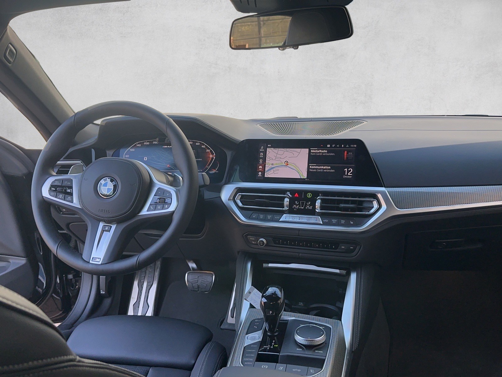 BMW M440i xDrive 48V Cabriolet Steptronic-image-4