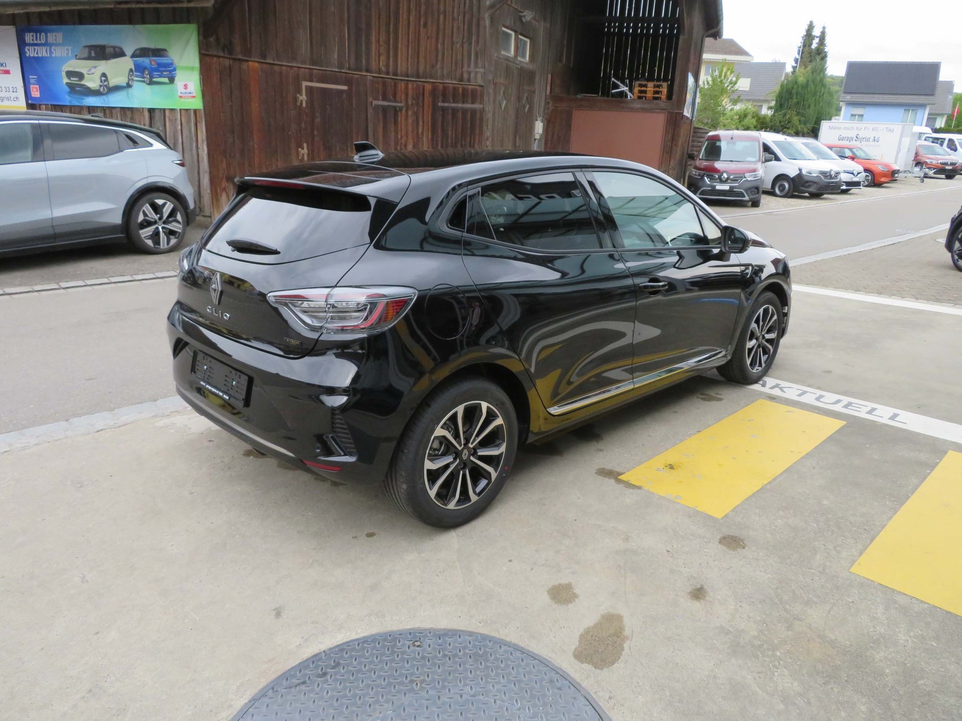 RENAULT Clio 1.6 E-Tech techno-image-4