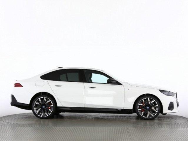 BMW i5 M60 xDrive-image-20