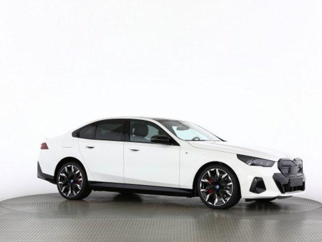 BMW i5 M60 xDrive-image-9