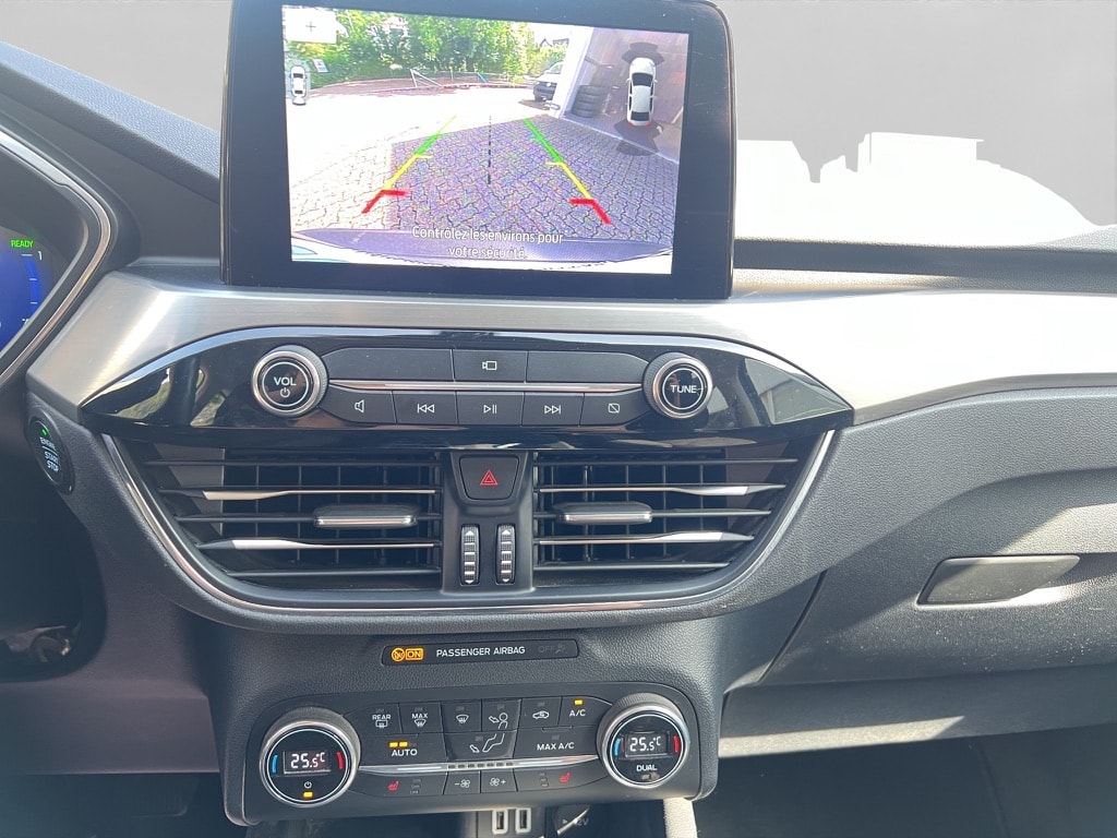 FORD Kuga 2.5 PHEV Titanium 2WD-image-12