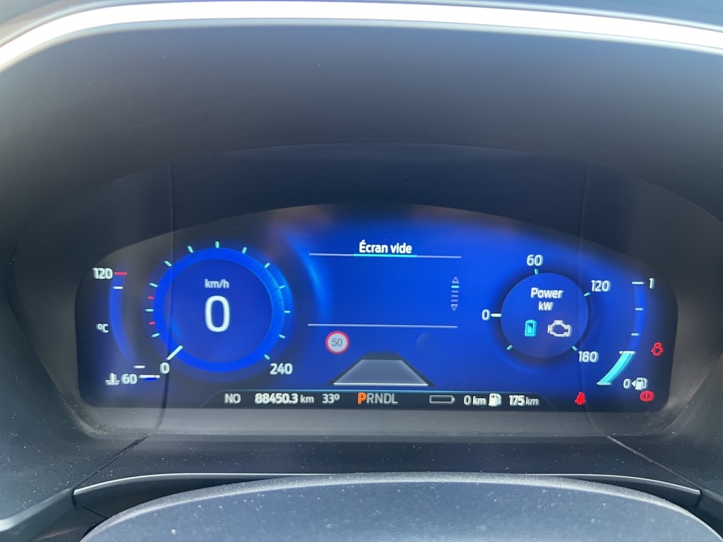 FORD Kuga 2.5 PHEV Titanium 2WD-image-14